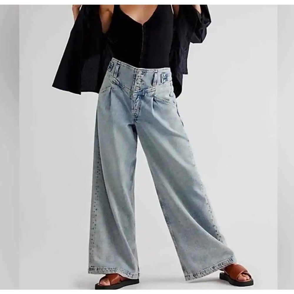 NWT We The Free FP Care Super Sweeper Jean Size M
